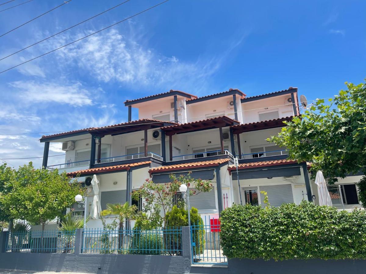 Artemis Hotel Apartments Keramoti  Exterior photo
